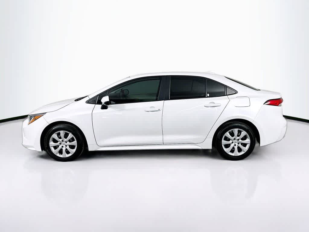 Thumbnail: 2022 Toyota Corolla - 3