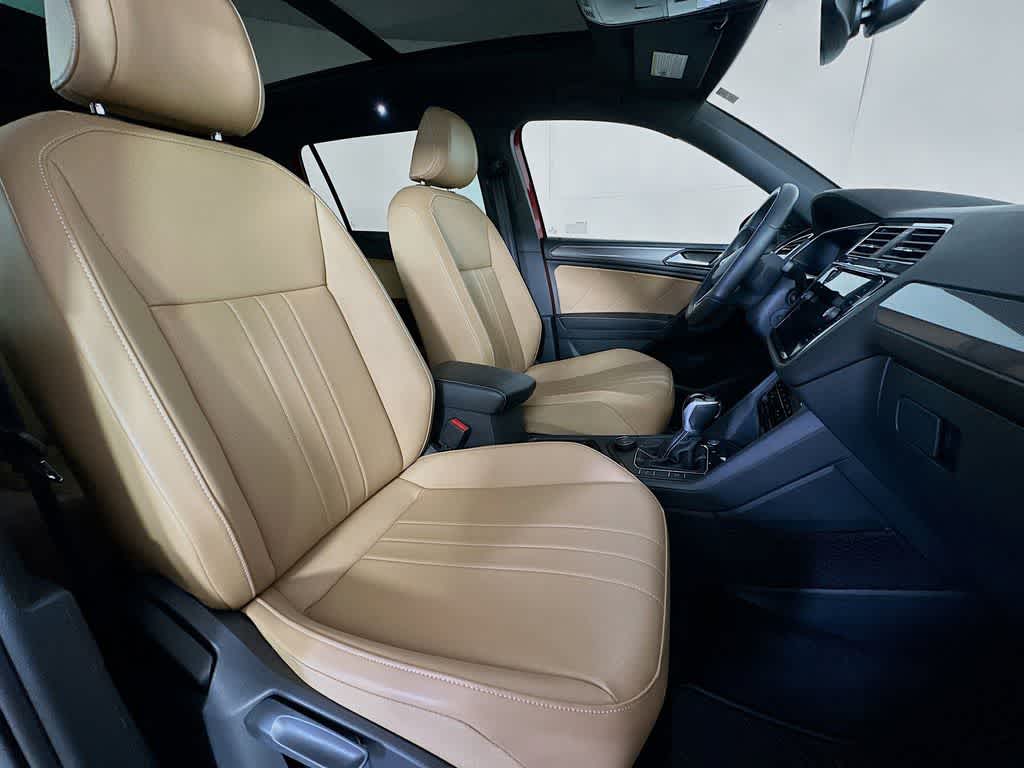 Thumbnail: 2024 Volkswagen Tiguan - 15