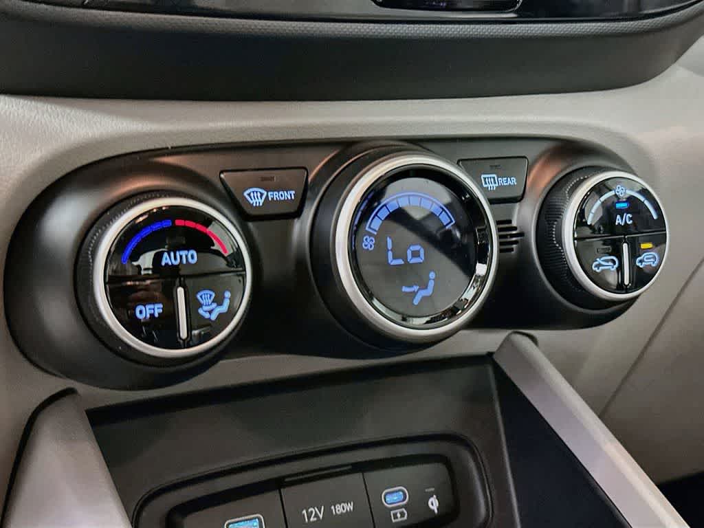 Thumbnail: 2026 Hyundai Venue - 16