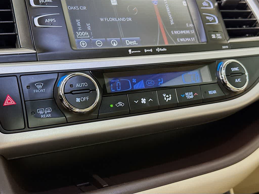 Thumbnail: 2018 Toyota Highlander - 18