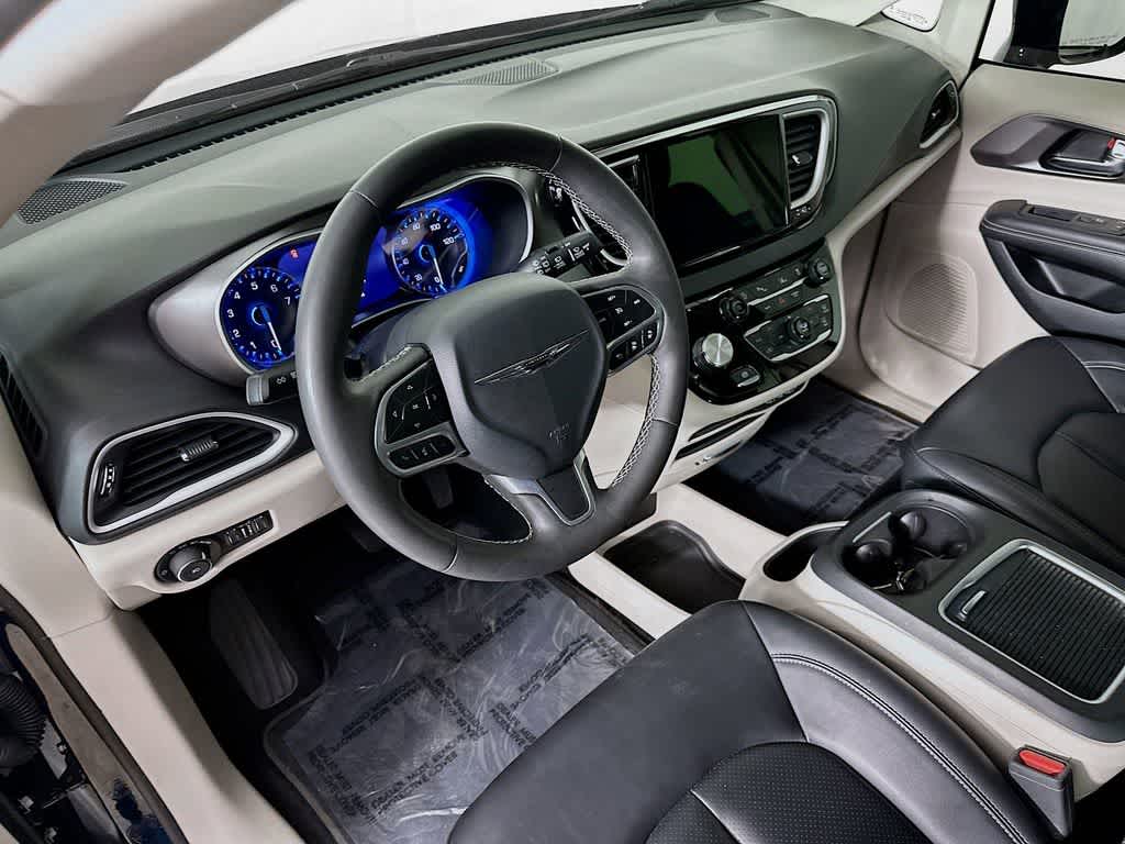 Thumbnail: 2024 Chrysler Pacifica - 2