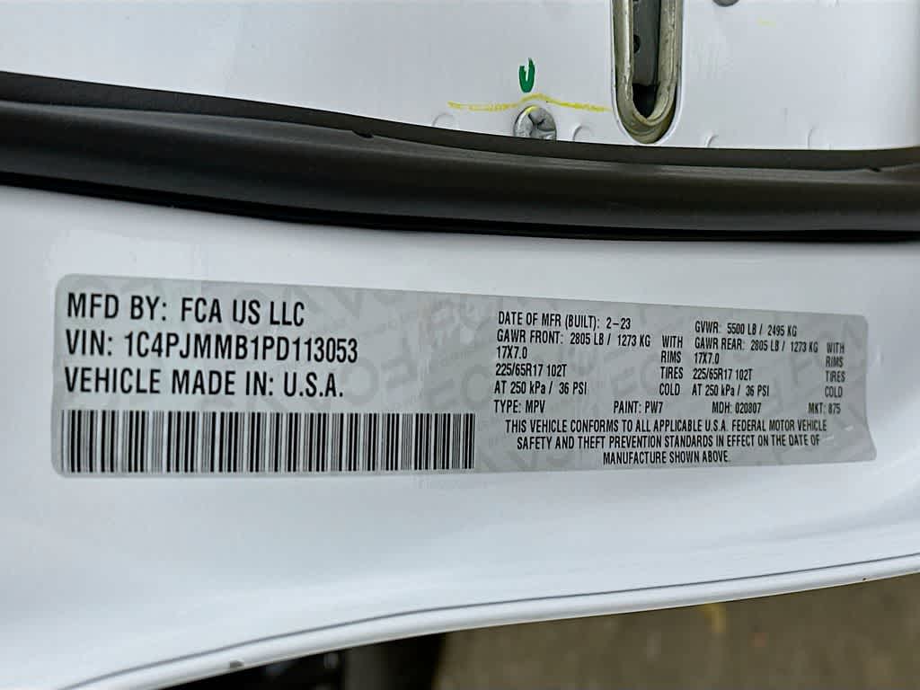 Thumbnail: 2023 Jeep Cherokee - 23