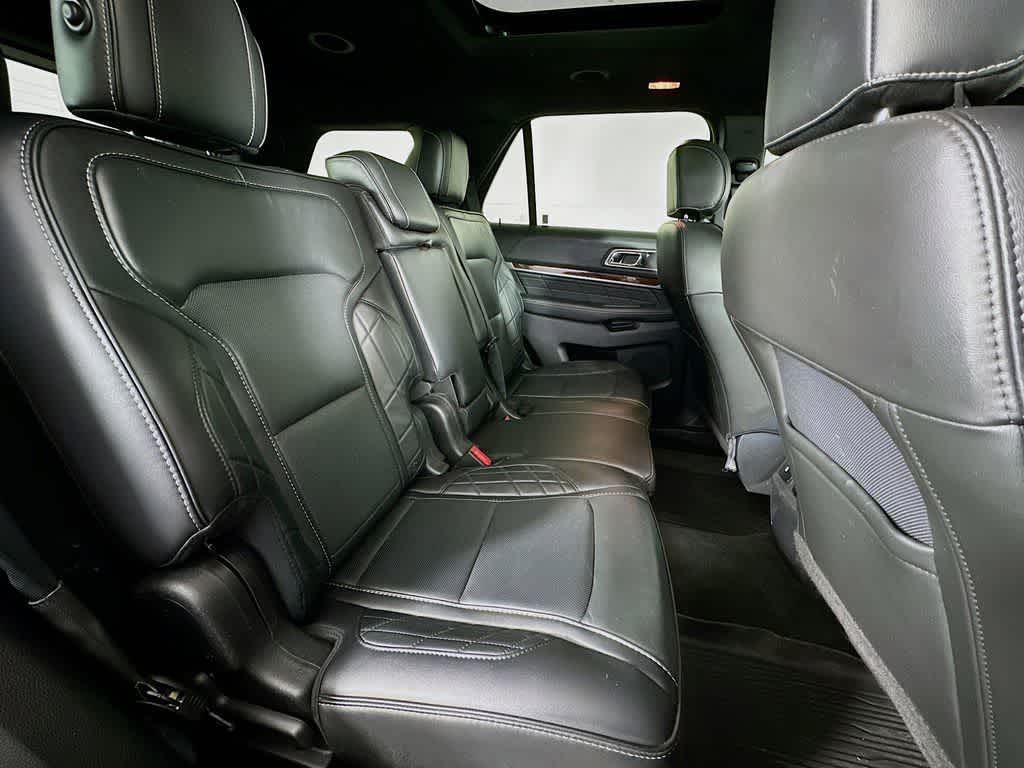 Thumbnail: 2017 Ford Explorer - 34