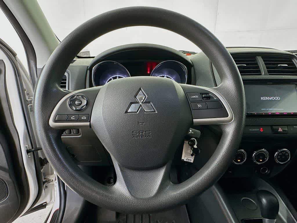 Thumbnail: 2019 Mitsubishi Outlander Sport - 15