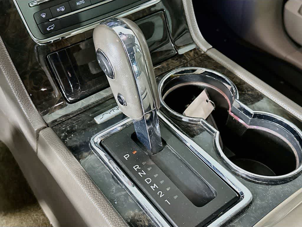 Thumbnail: 2016 Lincoln Navigator - 19