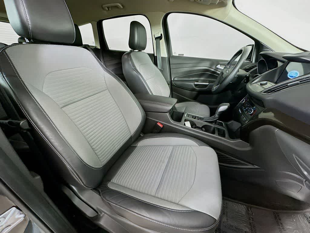2019 Ford Escape SE 15