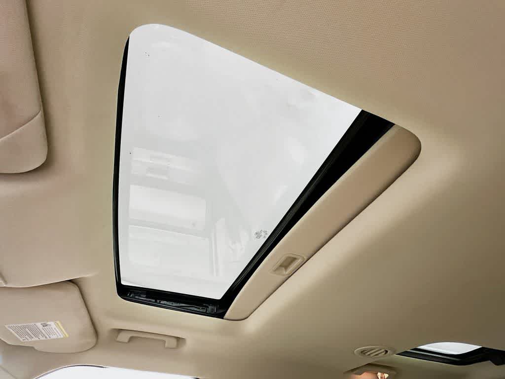 Thumbnail: 2018 Ford Flex - 32