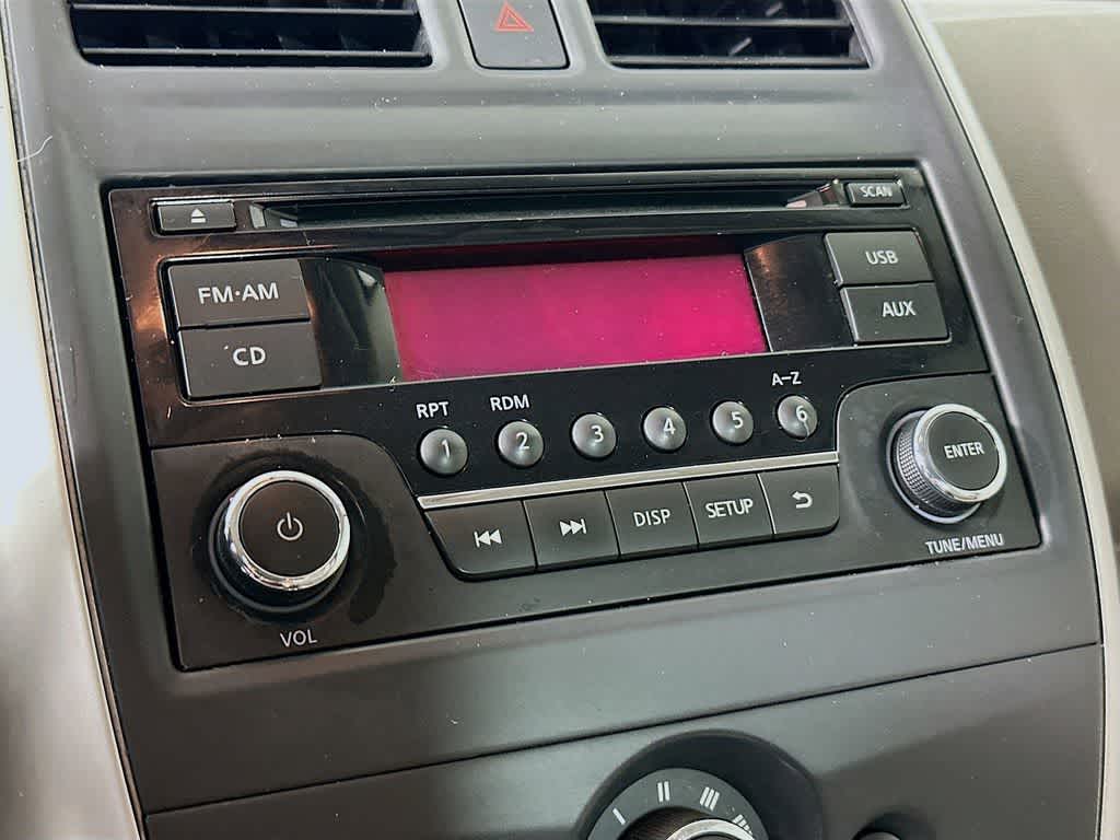 Thumbnail: 2016 Nissan Versa - 16