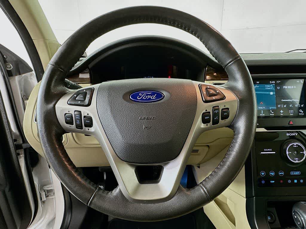 Thumbnail: 2018 Ford Flex - 16