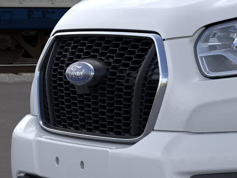 Thumbnail: 2025 Ford Econoline - 17