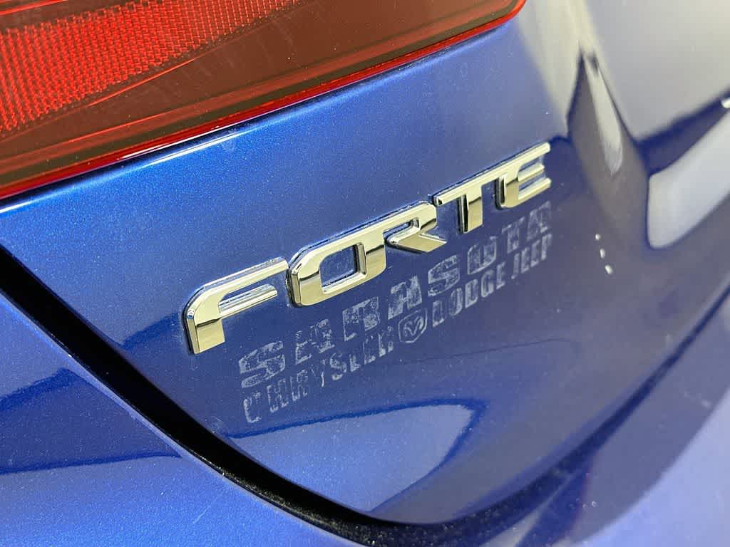 Thumbnail: 2019 Kia Forte - 7