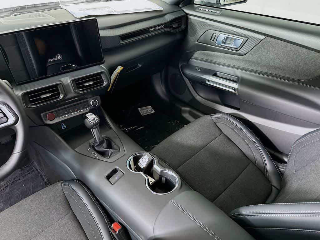 Thumbnail: 2025 Ford Mustang - 11