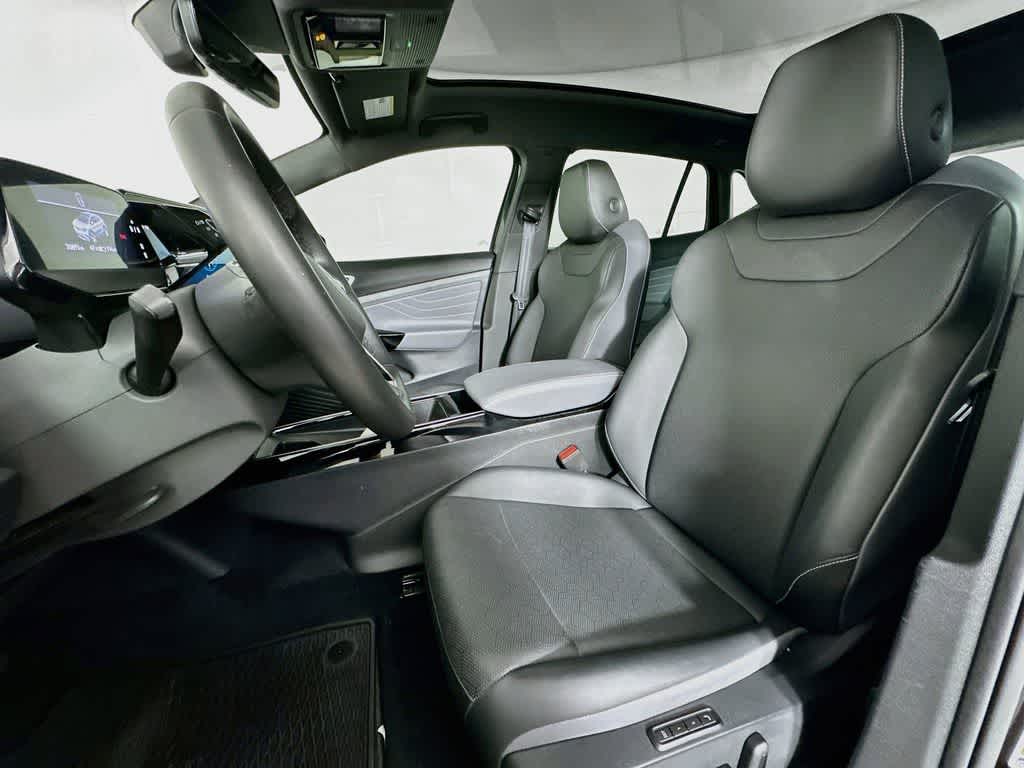 Thumbnail: 2023 Volkswagen ID.4 - 12