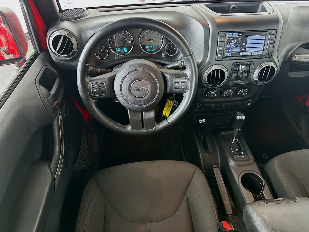Thumbnail: 2015 Jeep Wrangler - 10