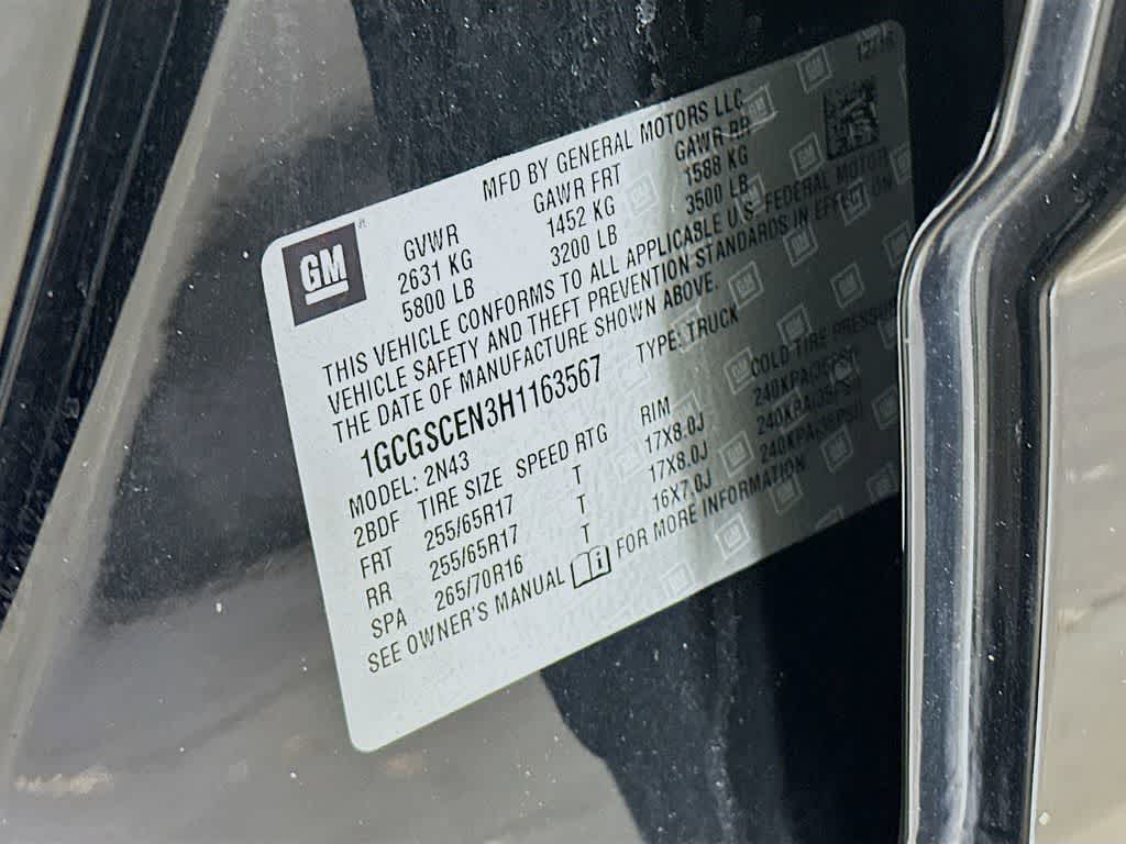 Thumbnail: 2017 Chevrolet Colorado - 22