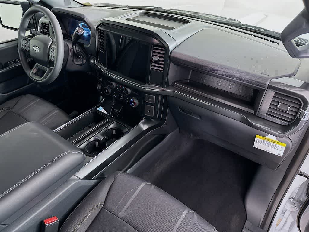 2025 Ford F-150 STX 33