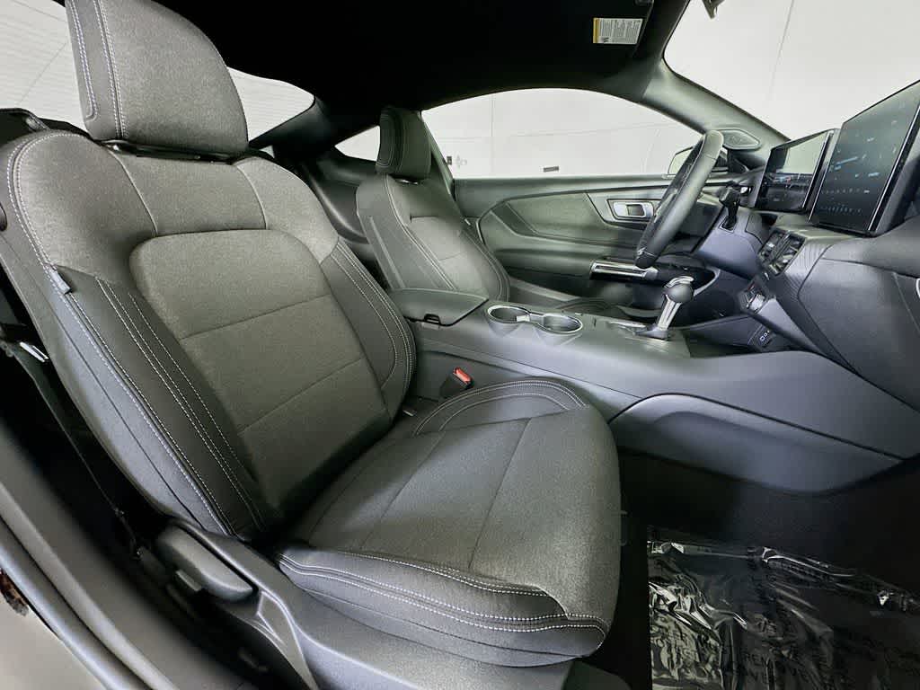 Thumbnail: 2026 Ford Mustang - 13