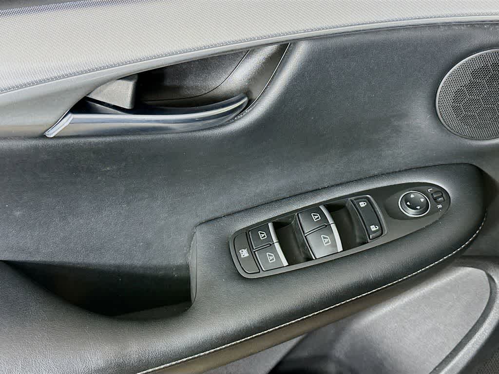 Thumbnail: 2019 INFINITI QX50 - 30