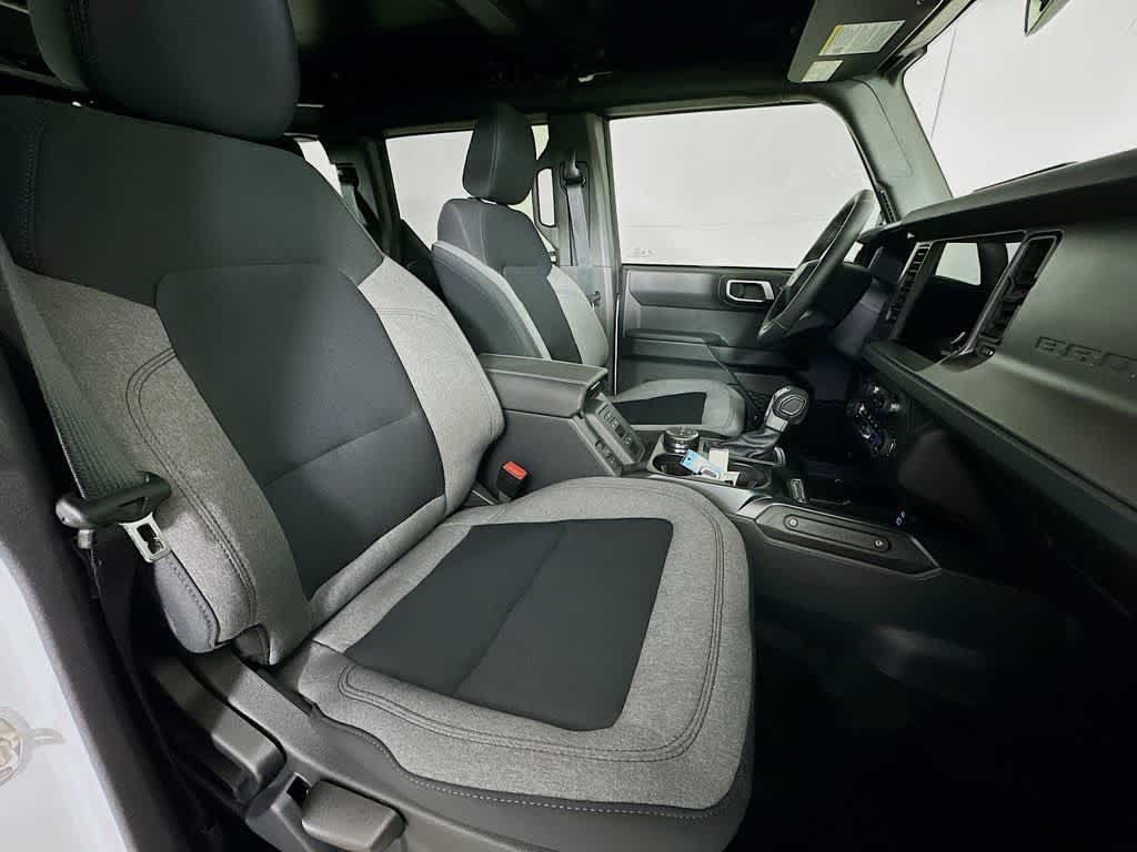 Thumbnail: 2025 Ford Bronco - 15