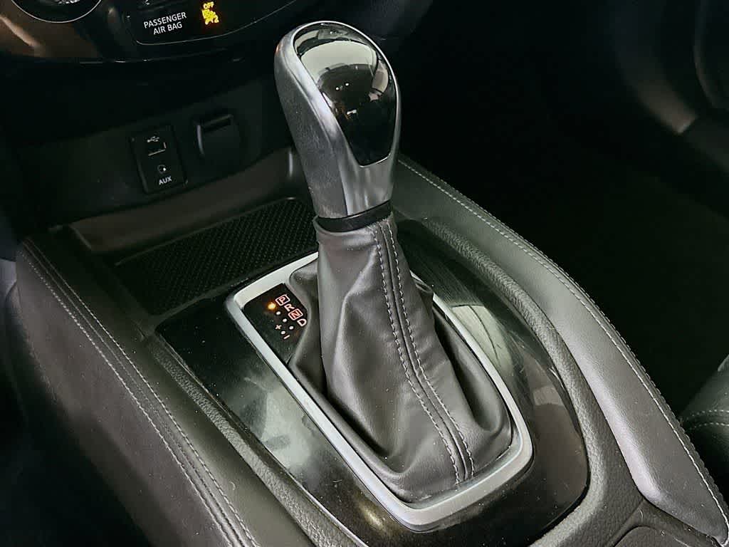 Thumbnail: 2017 Nissan Rogue Sport - 19