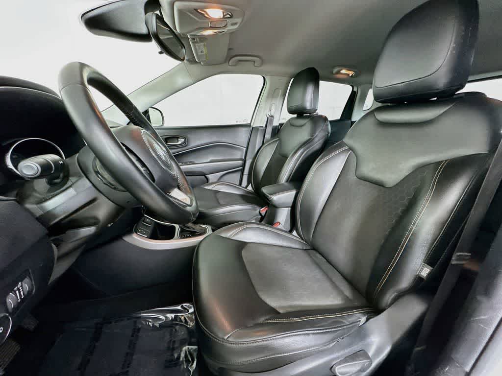 Thumbnail: 2018 Jeep Compass - 11