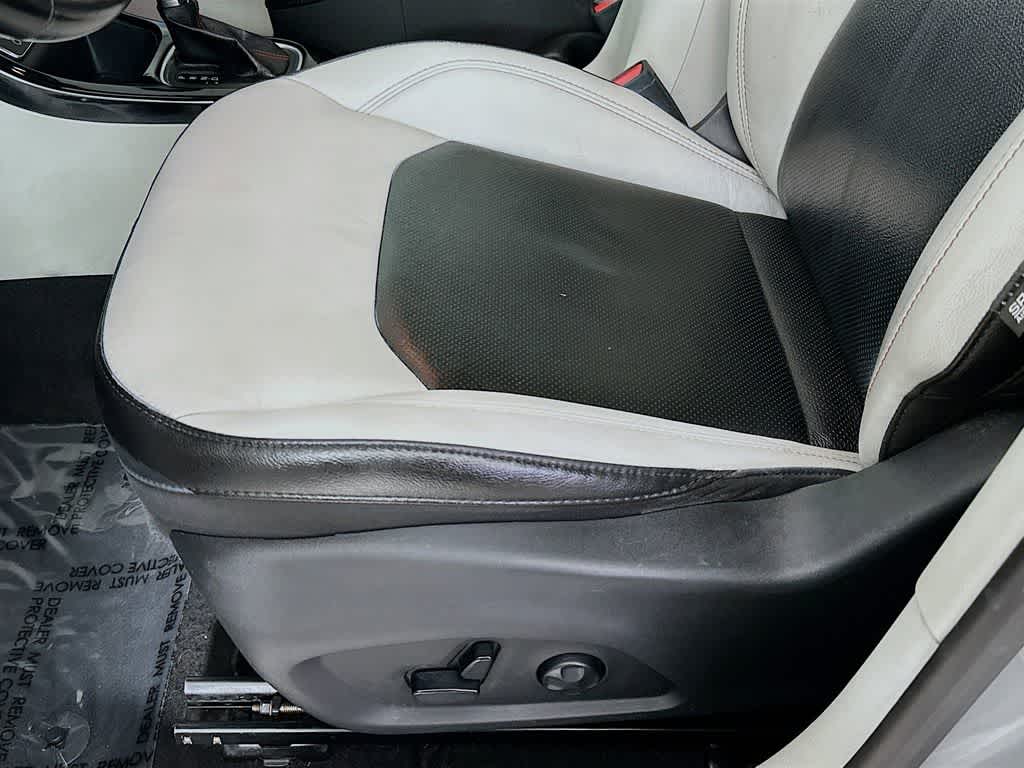 Thumbnail: 2021 Jeep Compass - 30