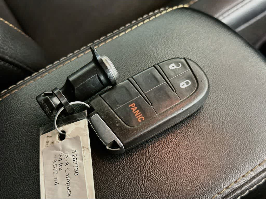 Thumbnail: 2018 Jeep Compass - 21