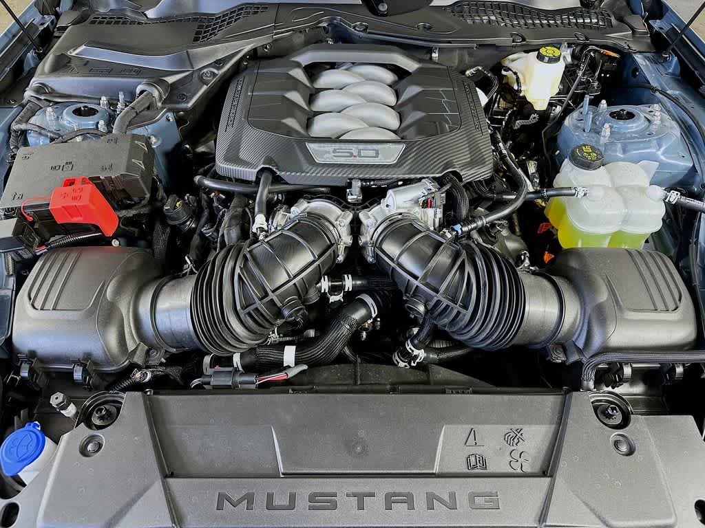 Thumbnail: 2025 Ford Mustang - 9