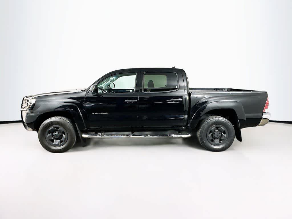 Thumbnail: 2014 Toyota Tacoma - 3