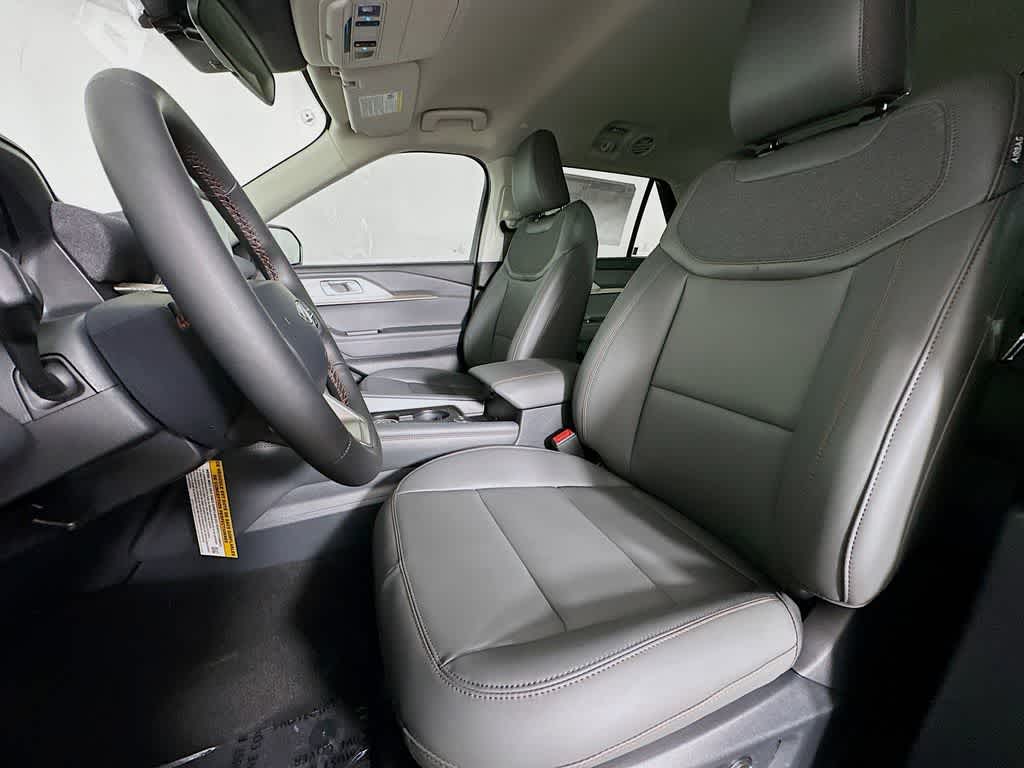 Thumbnail: 2026 Ford Explorer - 12