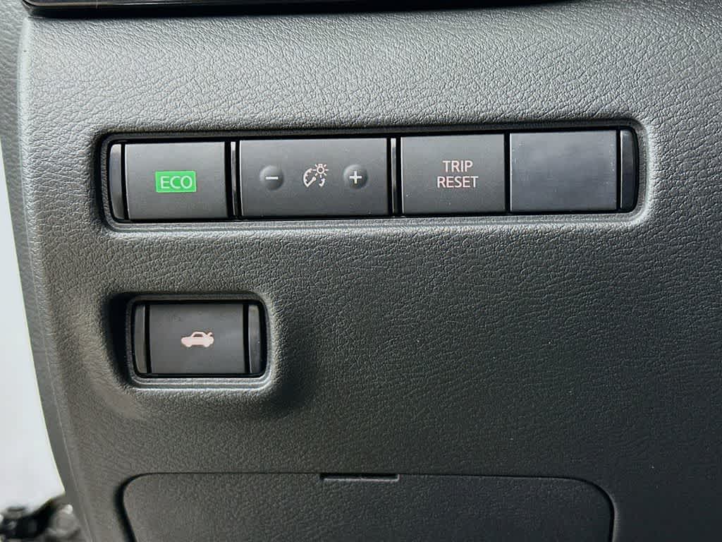 Thumbnail: 2023 Nissan Sentra - 26