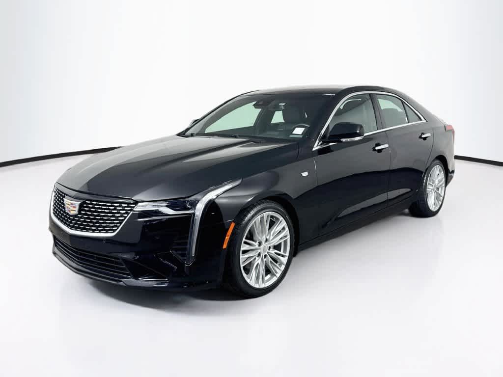 2022 Cadillac CT4