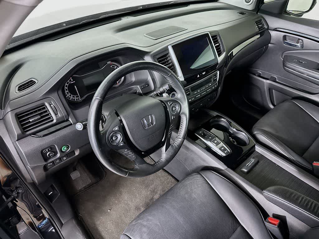 Thumbnail: 2016 Honda Pilot - 2