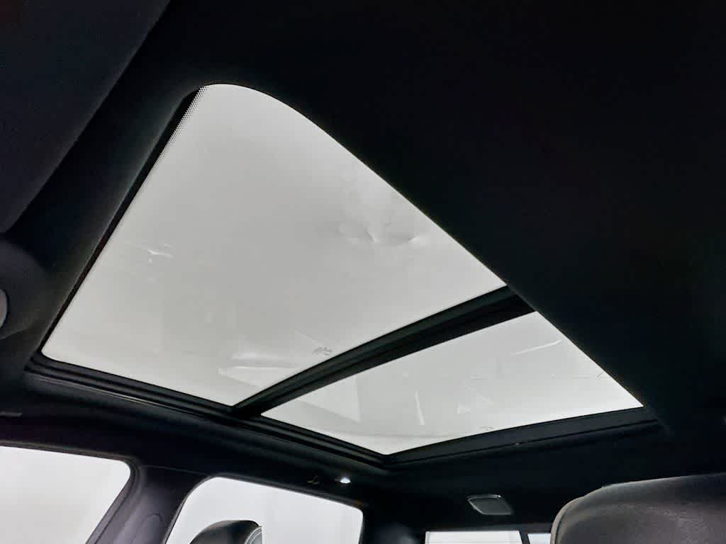 Thumbnail: 2021 RAM 1500 - 32