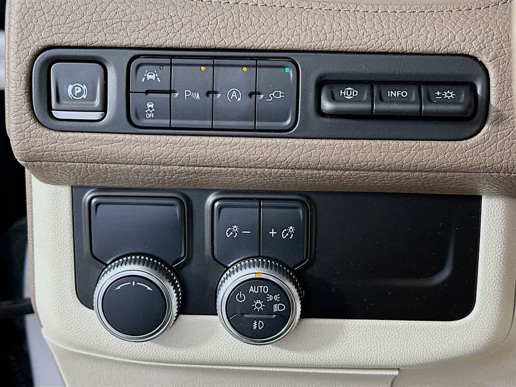 Thumbnail: 2021 GMC Yukon - 27