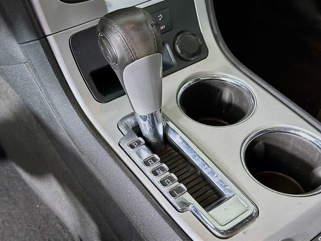 Thumbnail: 2012 GMC Acadia - 19