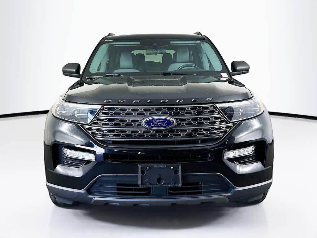 Thumbnail: 2021 Ford Explorer - 6