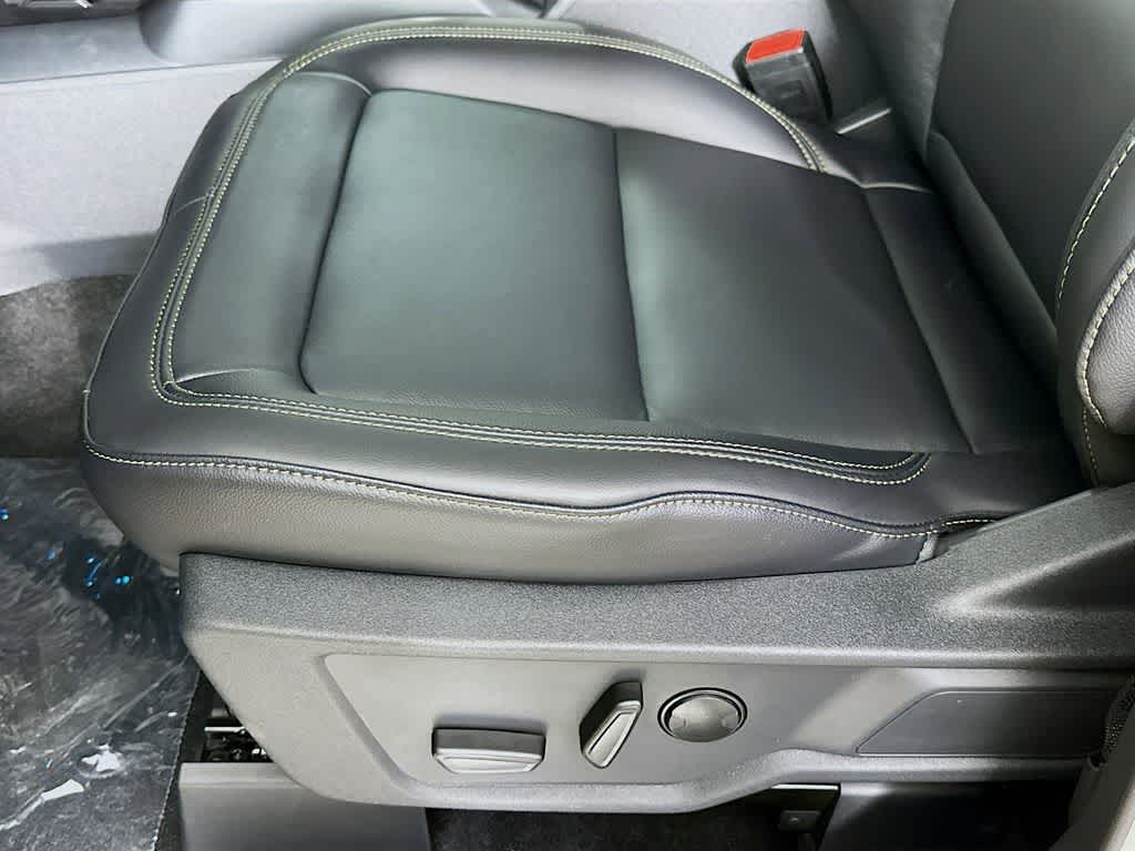 Thumbnail: 2025 Ford Bronco - 30