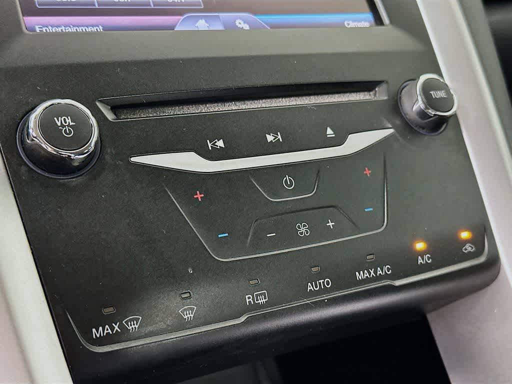 Thumbnail: 2014 Ford Fusion - 18