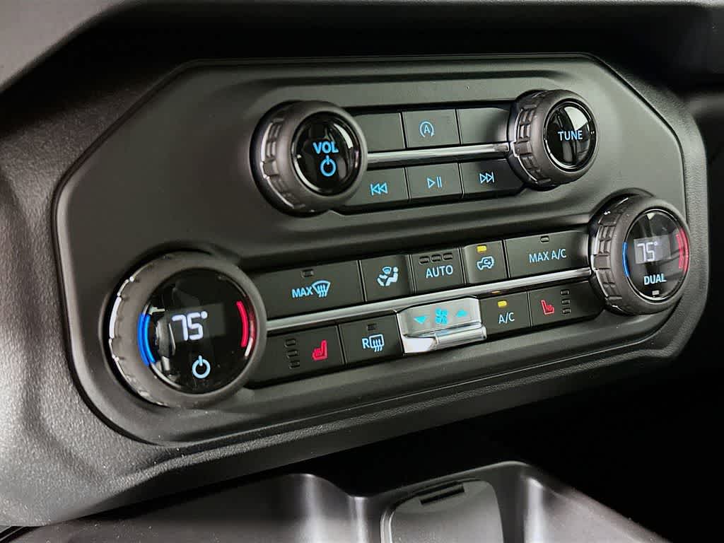 Thumbnail: 2026 Ford Bronco - 18