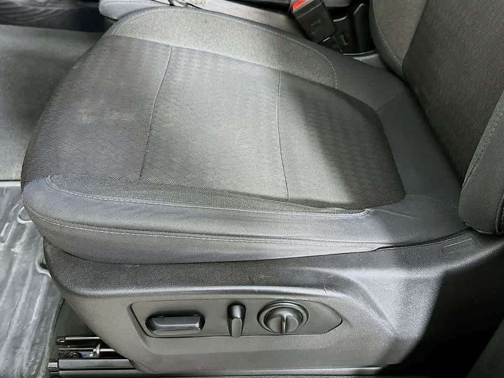 Thumbnail: 2019 Chevrolet Silverado 1500 - 29