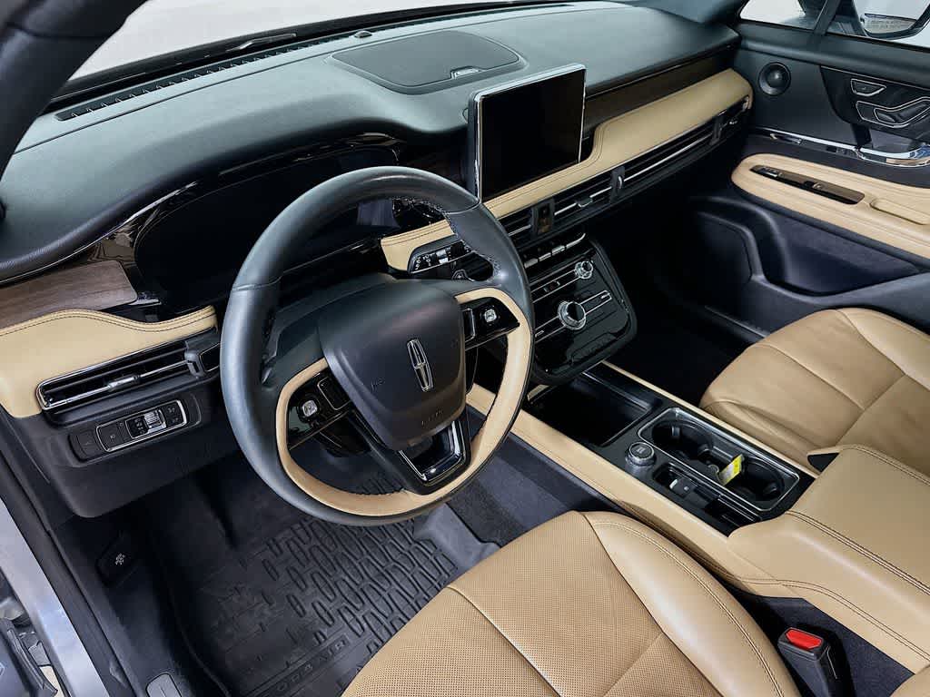 Thumbnail: 2021 Lincoln Corsair - 2