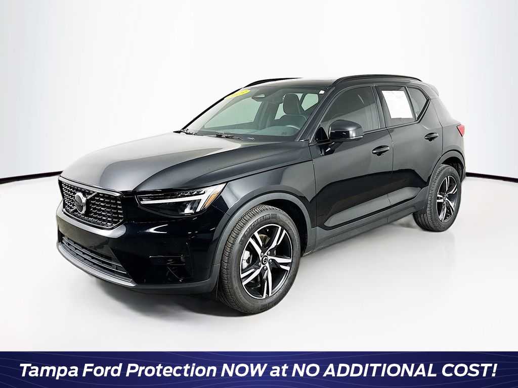 2023 Volvo XC40  -
                  Tampa, FL