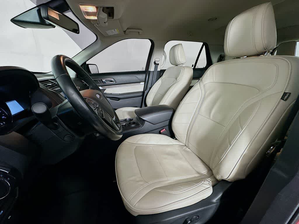 Thumbnail: 2019 Ford Explorer - 12