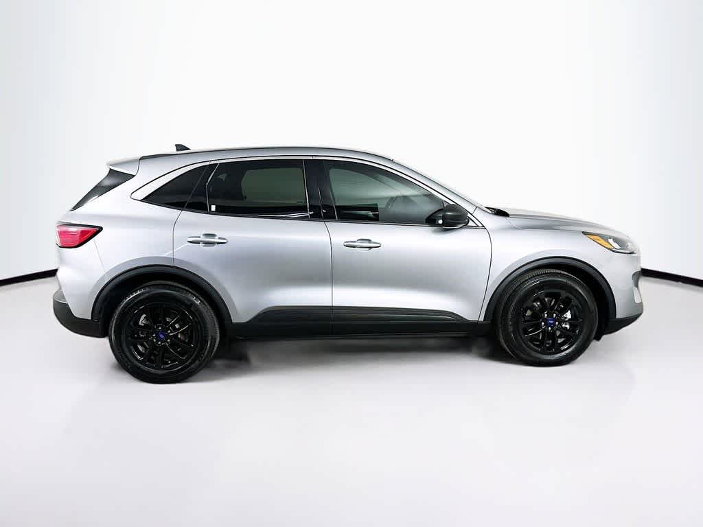 Thumbnail: 2022 Ford Escape - 25