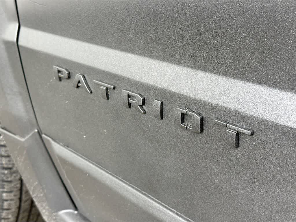 Thumbnail: 2014 Jeep Patriot - 7