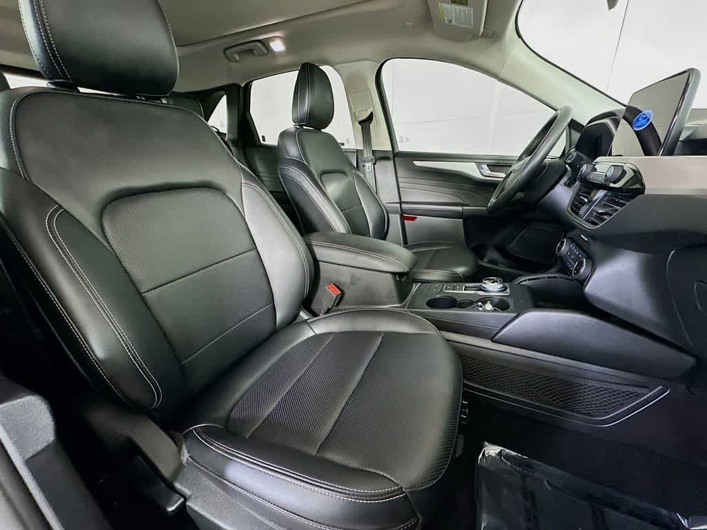 Thumbnail: 2022 Ford Escape - 13