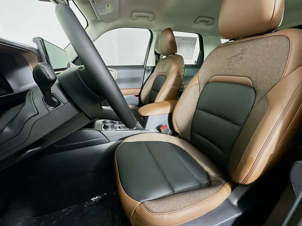 Thumbnail: 2025 Ford Bronco Sport - 12