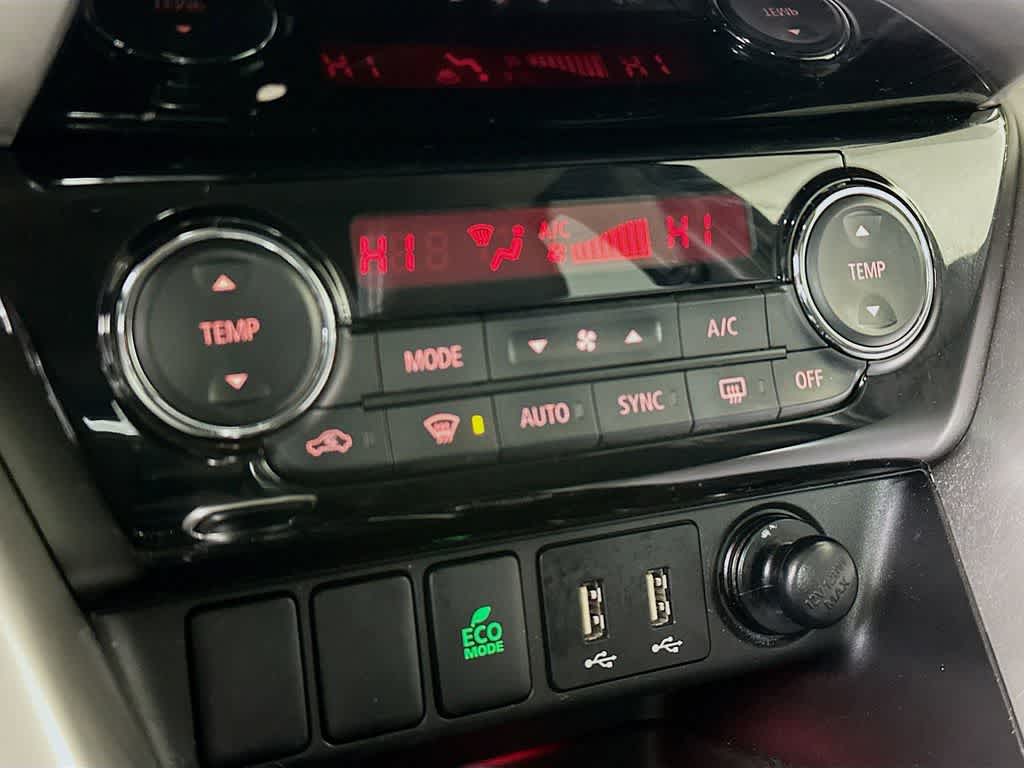 Thumbnail: 2024 Mitsubishi Eclipse Cross - 17