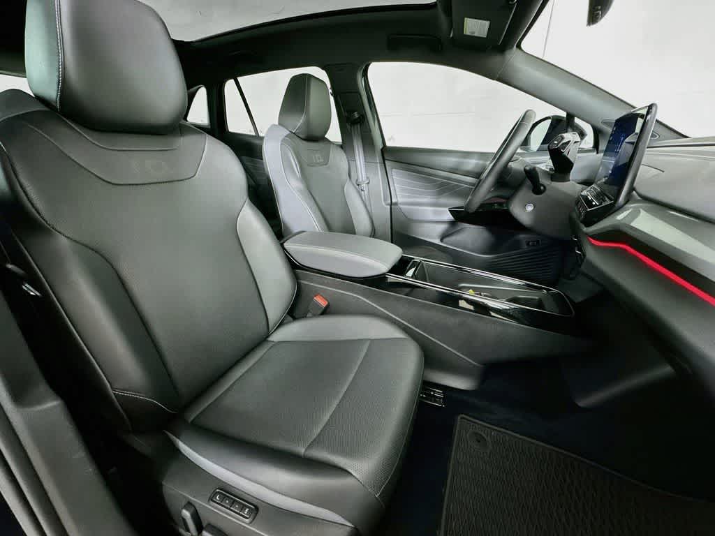 Thumbnail: 2023 Volkswagen ID.4 - 15